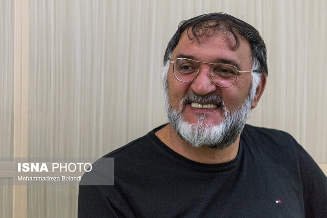 مادری برای دخترانی که معنی «تولد» را نمی‌دانستند