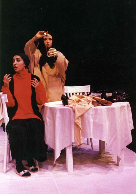 جشنی که همه برایش سر و دست شکستند! 2 جشنی که همه برایش سر و دست شکستند!