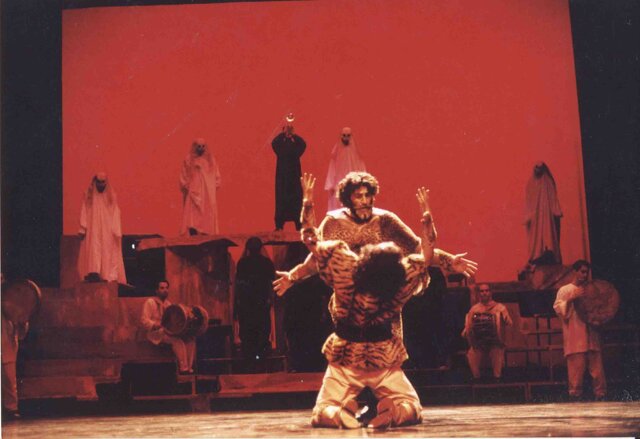 ضیافتی با حضور جمشید مشایخی، گوهر خیراندیش، پرستو گلستانی ، بهروز بقایی و... 6 ضیافتی با حضور جمشید مشایخی، گوهر خیراندیش، پرستو گلستانی ، بهروز بقایی و...