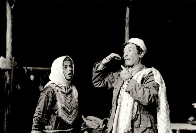 هم افسانه بایگان آمد و هم شازده احتجاب