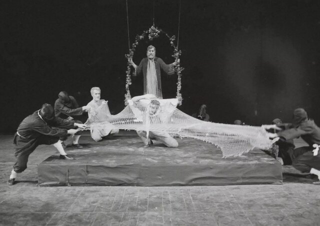 وقتی پای فیلم و تئاتر به روزنامهها باز شد 3 وقتی پای فیلم و تئاتر به روزنامهها باز شد