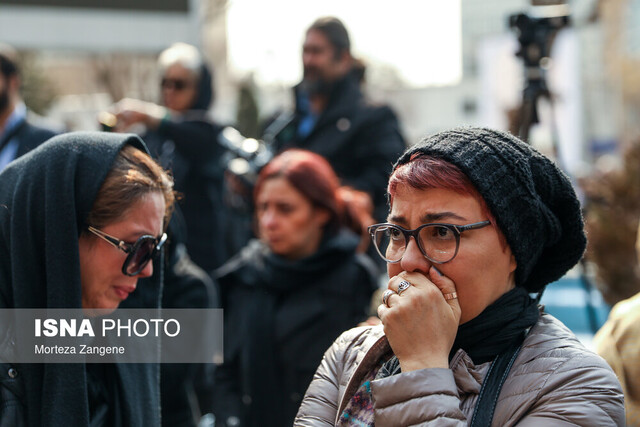 بدرقه شهرام عبدلی به قطعه هنرمندان / "حقش را از سینما نگرفت" 9 d8a8d8afd8b1d982d987 d8b4d987d8b1d8a7d985 d8b9d8a8d8afd984db8c d8a8d987 d982d8b7d8b9d987 d987d986d8b1d985d986d8afd8a7d986 d8ad 63fb763c5a76c