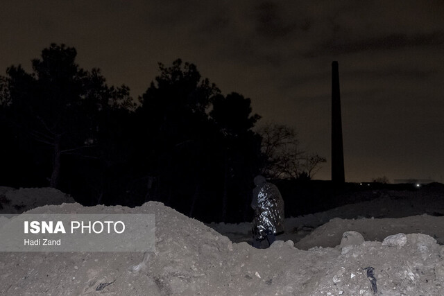 دخمههایی در غبار 1 دخمههایی در غبار