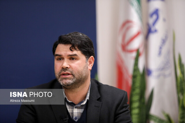 نگاهی به تاریخ تولد مانتو و گشت ارشاد/ الزام به حجاب؛ عقبنشینی در واقعیت و مداخله نمادین؟ 3 نگاهی به تاریخ تولد مانتو و گشت ارشاد/ الزام به حجاب؛ عقبنشینی در واقعیت و مداخله نمادین؟