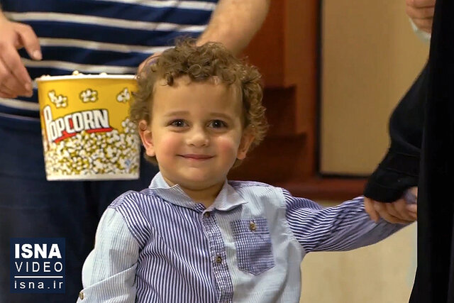 ویدیو/ واکنش برخی از چهرههای فرهنگی لبنان به یک انیمیشن ایرانی ویدیو/ واکنش برخی از چهرههای فرهنگی لبنان به یک انیمیشن ایرانی