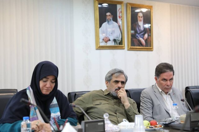 سریالسازی اسیر سیستم خشن مالیاتی است/ در مقطعی به خودیها بی مهری شد 5 سریالسازی اسیر سیستم خشن مالیاتی است/ در مقطعی به خودیها بی مهری شد