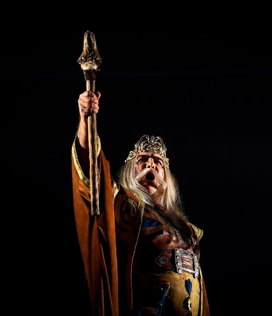 هر شب با «گشتاسب» چالش دارم 1 هر شب با «گشتاسب» چالش دارم