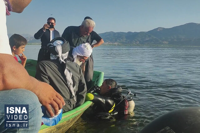 ویدیو/ فصل غرق؛ جستوجوی غواصان در دریاچه زریبار ویدیو/ فصل غرق؛ جستوجوی غواصان در دریاچه زریبار