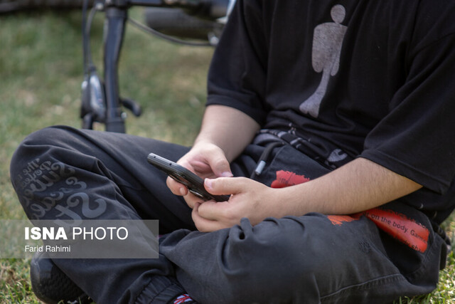 کودکان؛ گمشدگان هزارتوی اینترنت 2 تبعات حضور کودکان در دهلیزهای هزارتوی اینترنت