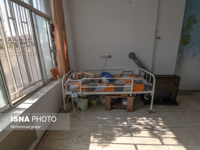 از وعده تا عمل دولت برای کاهش «فقر» 5 از وعده تا عمل دولت برای کاهش «فقر» و «تورم»