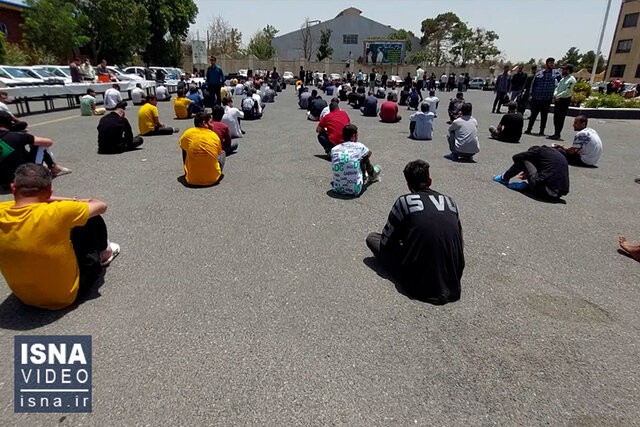 ویدیو/ دستگیری ۴۳۰ نفر در طرح ارتقای امنیت در کرج ویدیو/ دستگیری ۴۳۰ نفر در طرح ارتقای امنیت در کرج