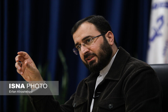 به حاشیه حجاب هنرمندان دامن نمیزنیم / کمیته تخلفات برای ممنوعالکاری نیست 1 گفتوگوی صریح درباره کمیته تخلفات ارشاد، موضوع حجاب و برنامه هفتم!