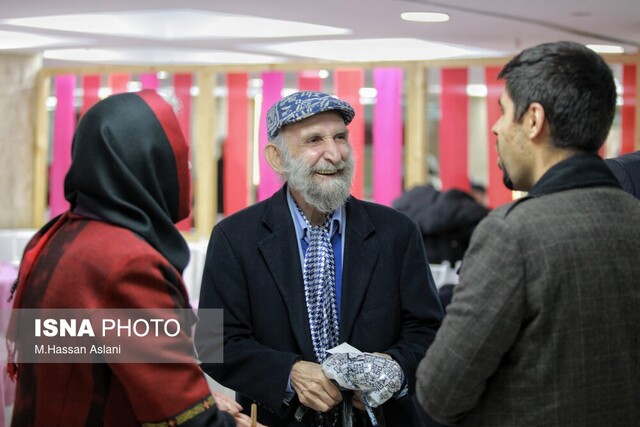 دورهمی هنرمندان پیشکسوت به مناسبت شب یلدا 2 دورهمی هنرمندان پیشکسوت به مناسبت شب یلدا