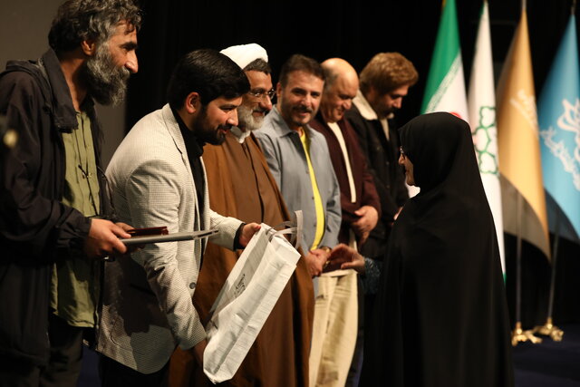 نادر سلیمانی: با افتخار می گویم از حضور در «ضد» خوشحالم 2 نادر سلیمانی: با افتخار می گویم از حضور در «ضد» خوشحالم