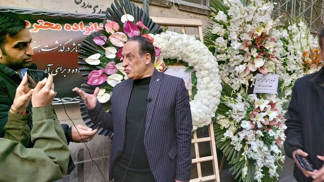 هجمهها به ناصر طهماسب از ارزشهایش کم نمیکند 5 مراسم یادبود ناصر طهماسب برگزار شد