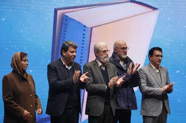 از تبریک خاص خزاعی به بعضی هنرمندان تا انتقاد وزیر ارشاد به شبکه خانگی 3 d8a7d8b2 d8aad8a8d8b1db8cdaa9 d8aed8a7d8b5 d8aed8b2d8a7d8b9db8c d8a8d987 d8a8d8b9d8b6db8c d987d986d8b1d985d986d8afd8a7d986 d8aad8a7 d8a7 6594511075222