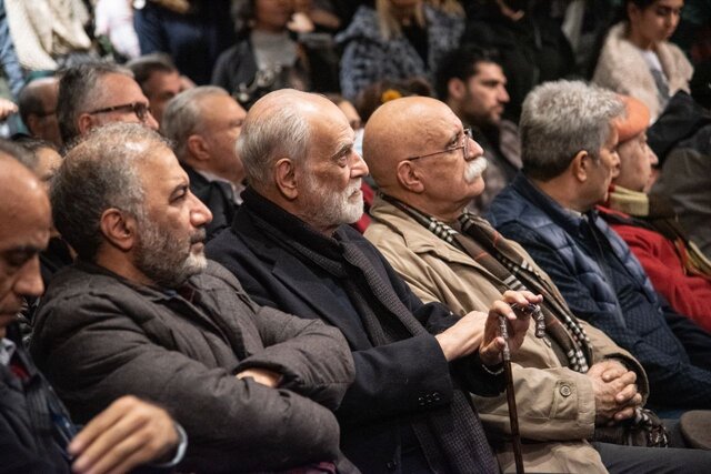 از حضور علی دهباشی تا چند داستان دیگر در شبی برای عباس کیارستمی 6 از حضور علی دهباشی تا چند داستان دیگر در شبی برای عباس کیارستمی