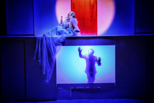 روایتی نمایشی از آسیبهای روحی و روانی جنگ 1 روایتی نمایشی از آسیبهای روحی و روانی جنگ