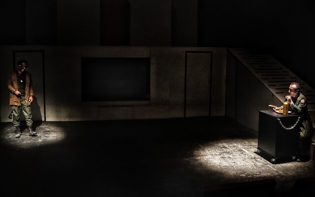 روایتی نمایشی از آسیبهای روحی و روانی جنگ 2 روایتی نمایشی از آسیبهای روحی و روانی جنگ