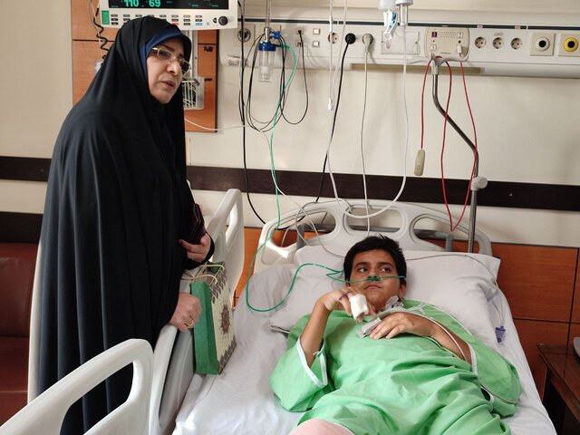 منهای یک وجب زیر زانو در بازی «عشق» 1 منهای یک وجب زیر زانو در بازی «عشق»