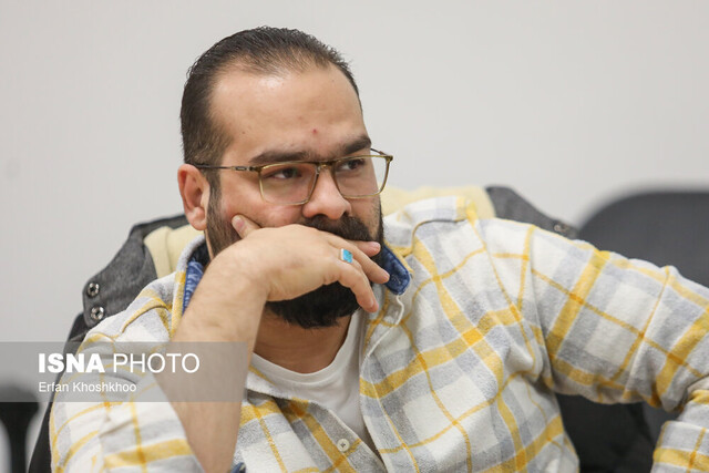 مهرداد خوشبخت: ناگفتهها فقط در خط مقدم جبهه نیست 4 کارگردان «پالایشگاه»: وقت آن رسیده که یک خاکریز عقب برگردیم