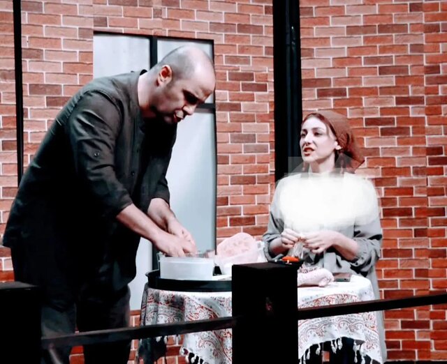 چرا باید در تئاتر به بلاگر و رپر متوسل بشویم؟ 2 چرا باید در تئاتر به بلاگر و رپر متوسل بشویم؟