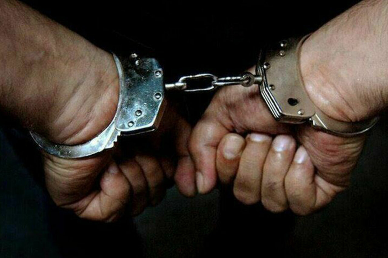 از دستگیری متهم به قتل مسلحانه تا کشف محموله ۳۷ میلیاردی چوب قاچاق