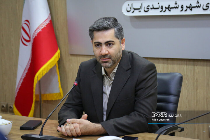 درمان ۴۰۰۰ زوج نابارور در راستای اجرای قانون حمایت از خانواده در اصفهان