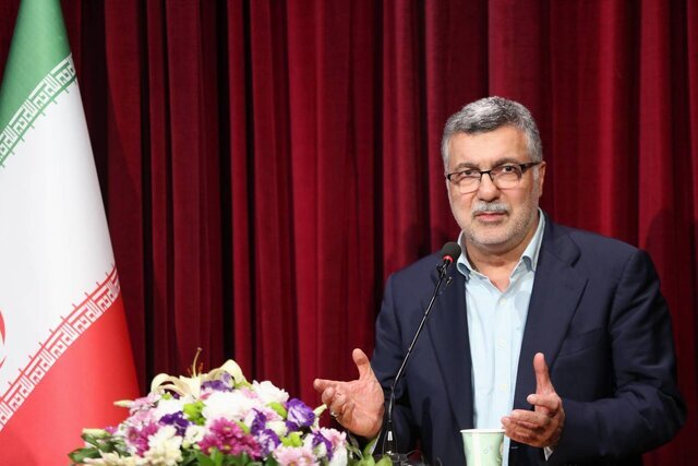 افتخارآفرینی داروسازان و خودکفایی نسبی دارویی مایه مباهات است