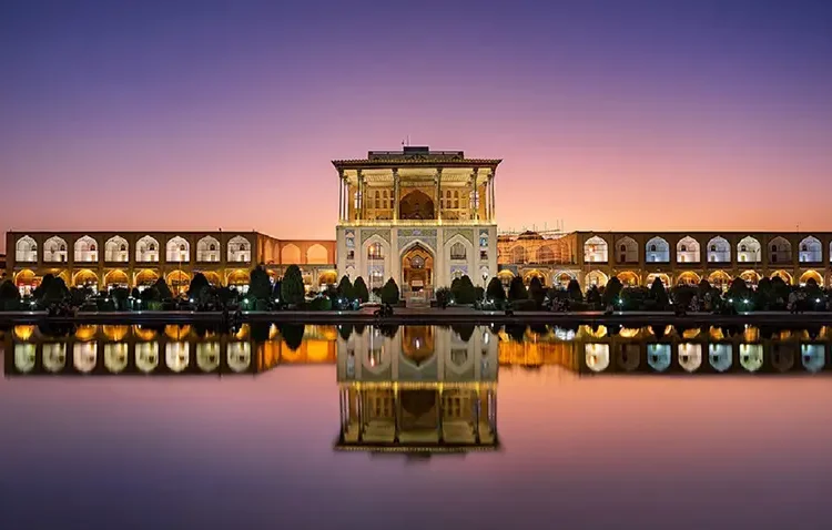 کشف آثار تاریخی جدید در اصفهان و رونق گردشگری 1 کشف آثار تاریخی جدید در اصفهان و رونق گردشگری