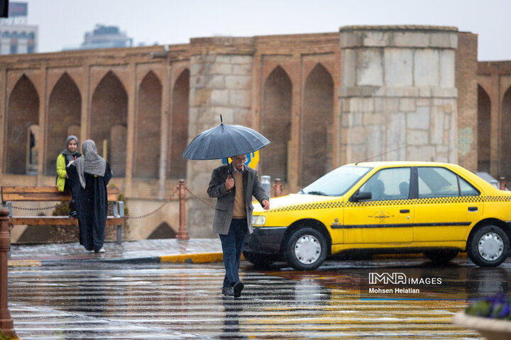 آخرین وضعیت بارندگی در اصفهان | گزارش هواشناسی وضعیت آب و هوا و بارندگی اصفهان 2 آخرین وضعیت بارندگی در اصفهان | گزارش هواشناسی وضعیت آب و هوا و بارندگی اصفهان