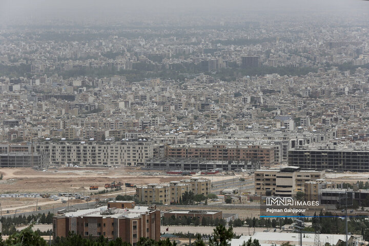 آلودگی هوای اصفهان امروز سه شنبه ۸ مهر / هشدار آلودگی برای ۹ نقطه نصف جهان