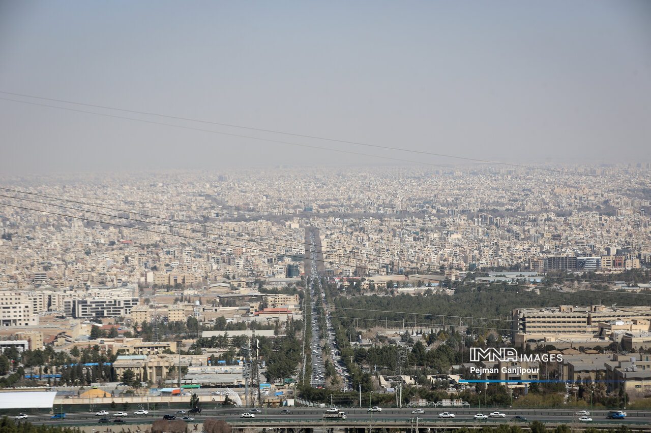 آلودگی هوای اصفهان امروز شنبه ۲۴ آبان/ آسمان اصفهان بر مدار آلودگی 1 آلودگی هوای اصفهان امروز یکشنبه ۹ شهریور / نفس هوای سالم در نصف جهان