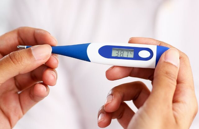 آنفلوانزا چیست و چرا هر سال اهمیت دارد؟ | شیوع آنفلوانزا در فصل سرد + علائم و درمان خانگی 1 آنفلوانزا چیست و چرا هر سال اهمیت دارد؟ | شیوع آنفلوانزا در فصل سرد + علائم و درمان خانگی