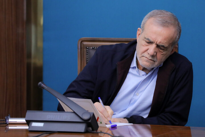 ابلاغ قانون حمایت از ایرانیان خارج از کشور و ۲ قانون دیگر برای اجرا 4 ابلاغ قانون حمایت از ایرانیان خارج از کشور و ۲ قانون دیگر برای اجرا