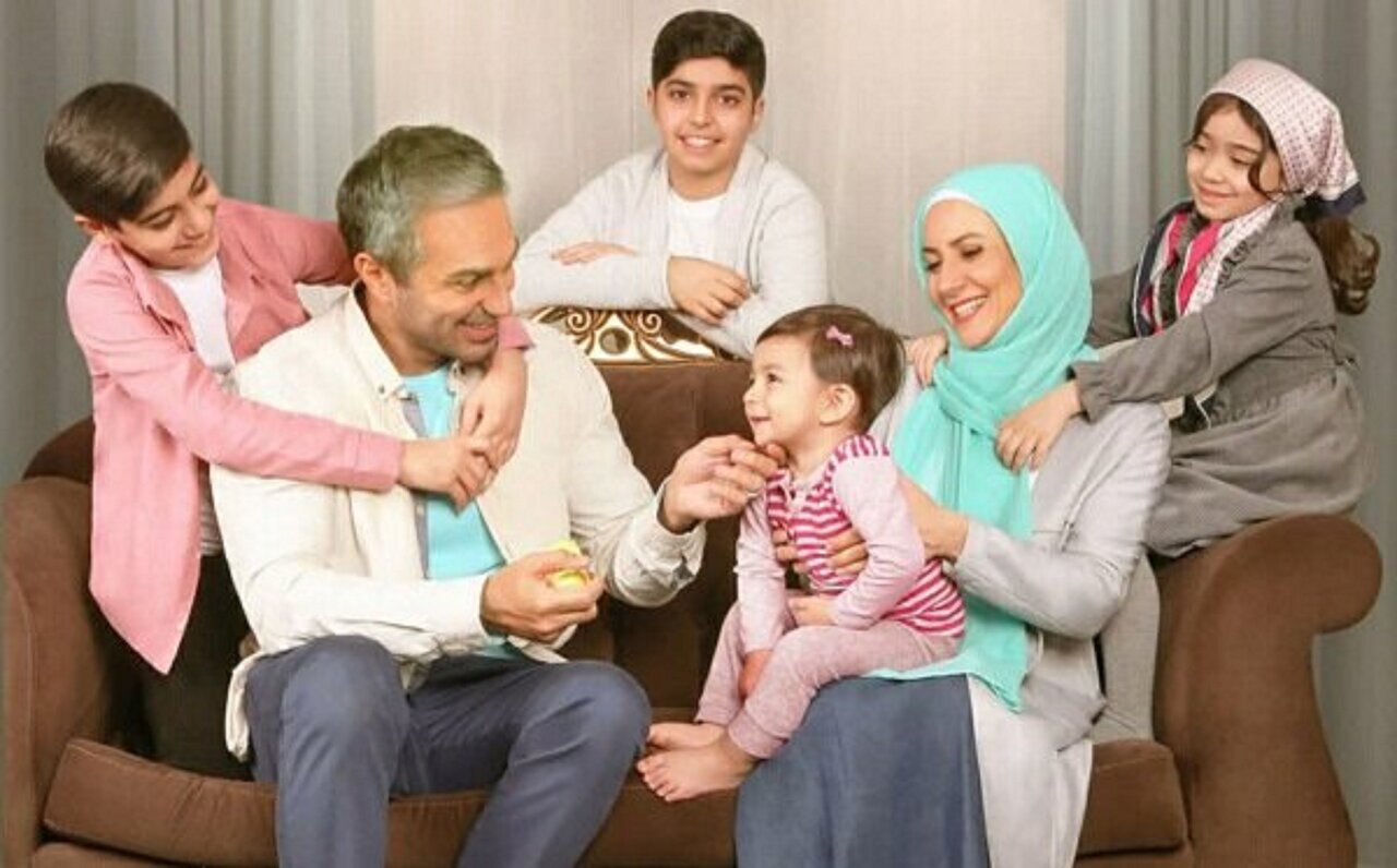 تربیت با چاشنی صمیمیت؛ هنر والدگری در عصر امروز 1 تربیت با چاشنی صمیمیت؛ هنر والدگری در عصر امروز