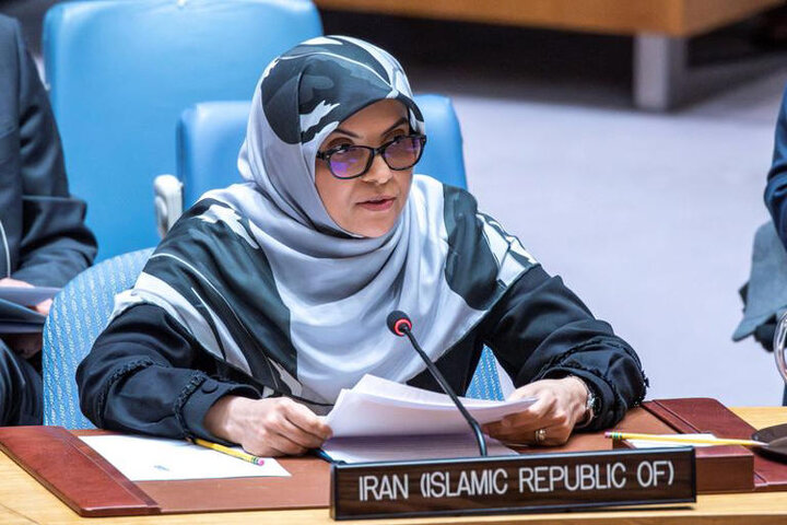 توسعه روابط اقتصادی کشور نیازمند حضور تمام ظرفیت‌ها، به ویژه زنان کارآفرین است