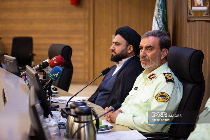 توقیف بیش از ۶۷۰ دستگاه خودروی شوتی در ۶ ماه سال جاری و کشف ۸ تن انواع مواد مخدر 1 توقیف بیش از ۶۷۰ دستگاه خودروی شوتی در ۶ ماه سال جاری و کشف ۸ تن انواع مواد مخدر