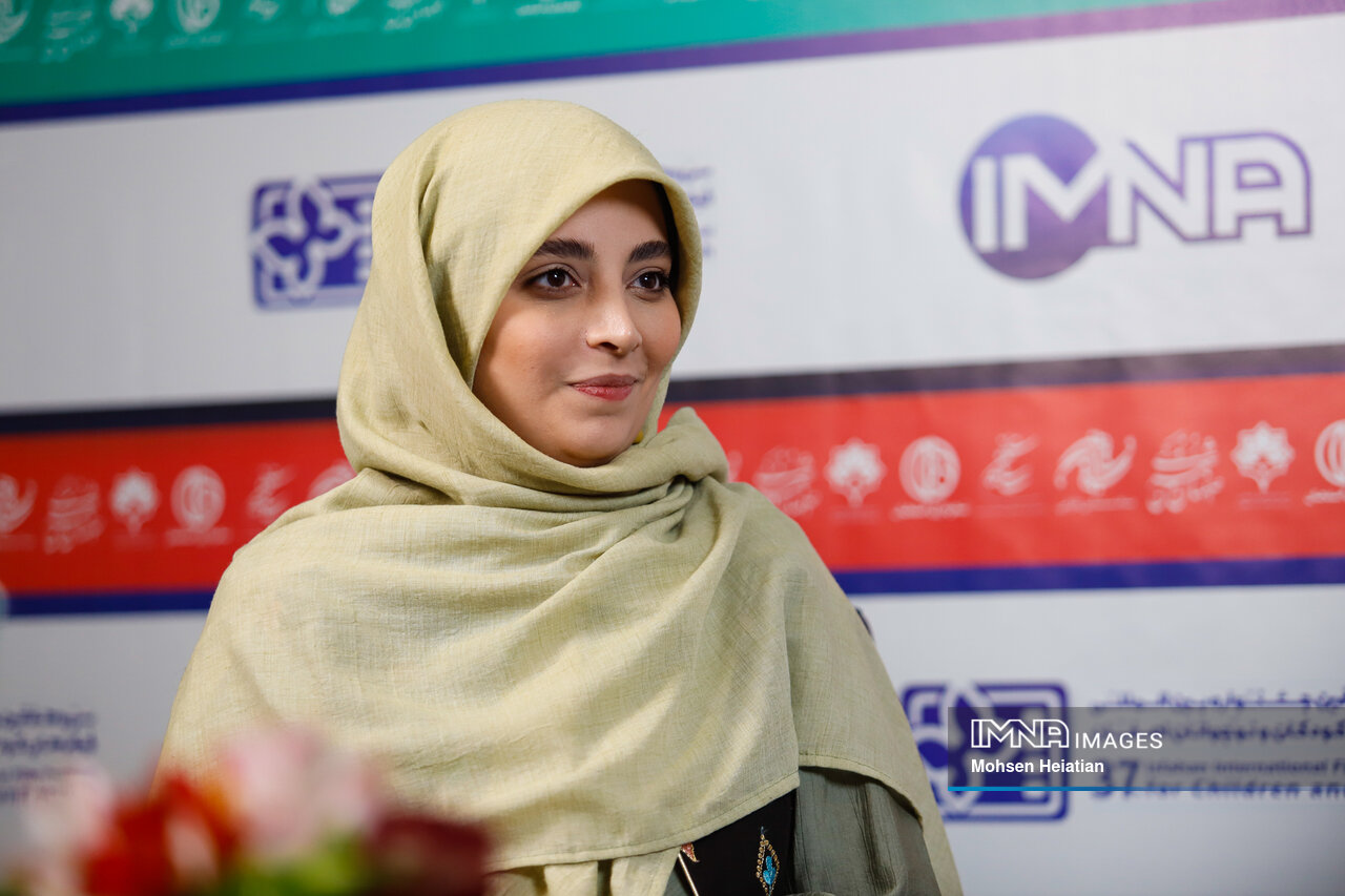 دنیا برای پایان فاجعه کودکان غزه کمک کند/ بچهها باید با کار خوب سرگرم شوند 1 زایندهرود خشک، اصفهان خاموش