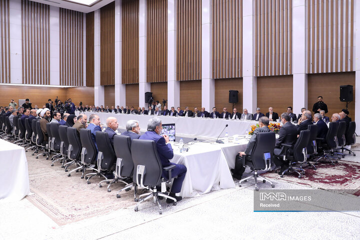 مراسم تجلیل از خیرین مدرسه ساز با حضور رئیس جمهور