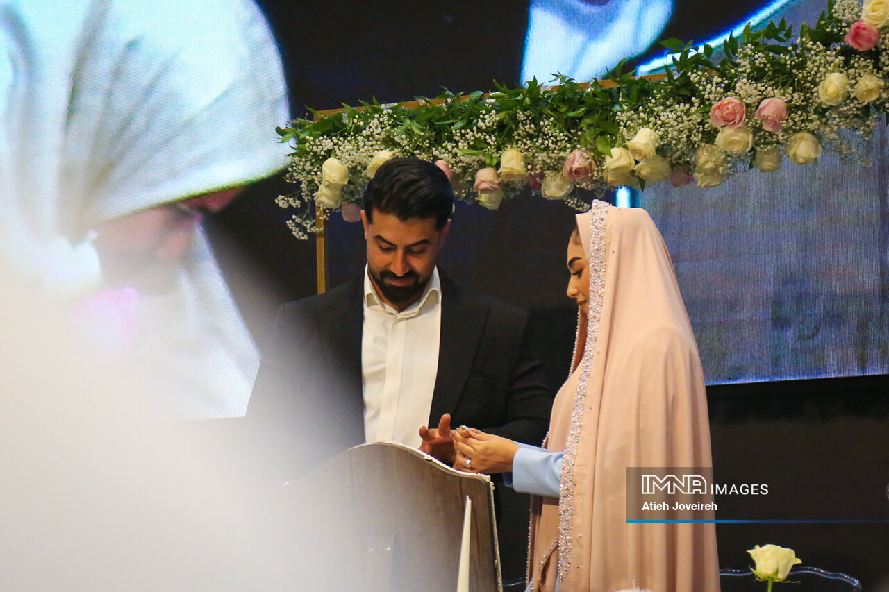 والدین و همراهی موثر در مسیر ازدواج 1 والدین؛ همراه و همدلی موثر در مسیر ازدواج