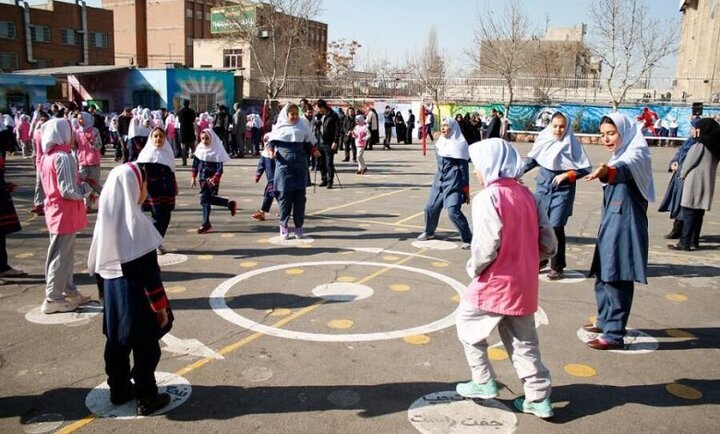 ورزش در مدارس؛ بذر سلامت و شکوفایی دانشآموزان 2 ورزش در مدارس؛ بذر سلامت و شکوفایی دانشآموزان