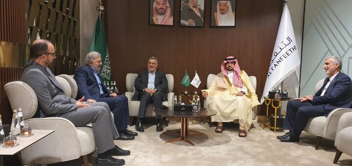 وزیر بهداشت وارد ریاض شد 3 وزیر بهداشت وارد ریاض شد