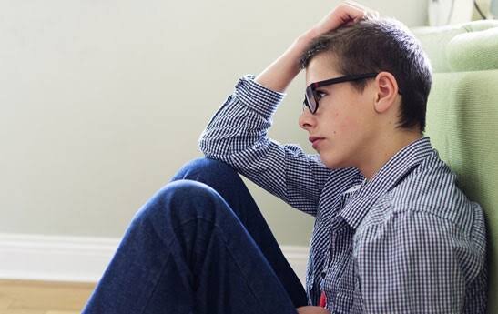 وسواس در نوجوانان؛ اضطراب پنهان در رفتارهای تکراری 2 وسواس در نوجوانان؛ اضطراب پنهان در رفتارهای تکراری