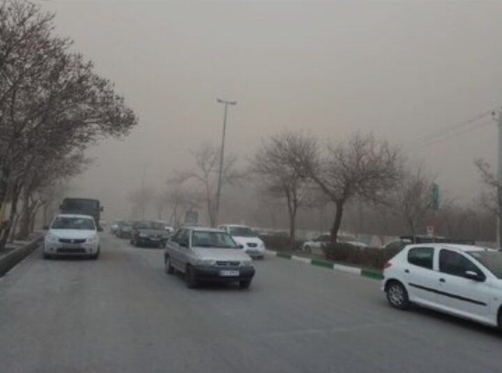 پیش بینی افزایش ابر و وزش باد در اصفهان/ هوا سرد می‌شود