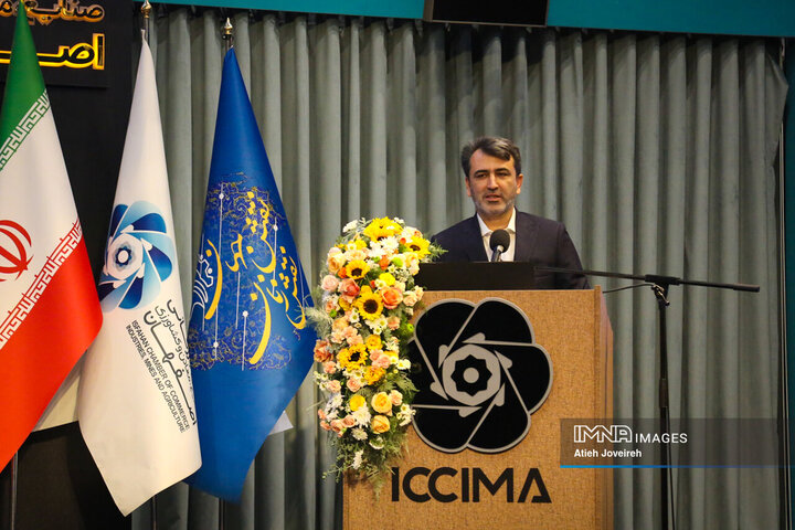 کسبوکارهای بانومحور، انسانیتر و اخلاقیتر است 3 کسبوکارهای بانومحور، انسانیتر و اخلاقیتر است