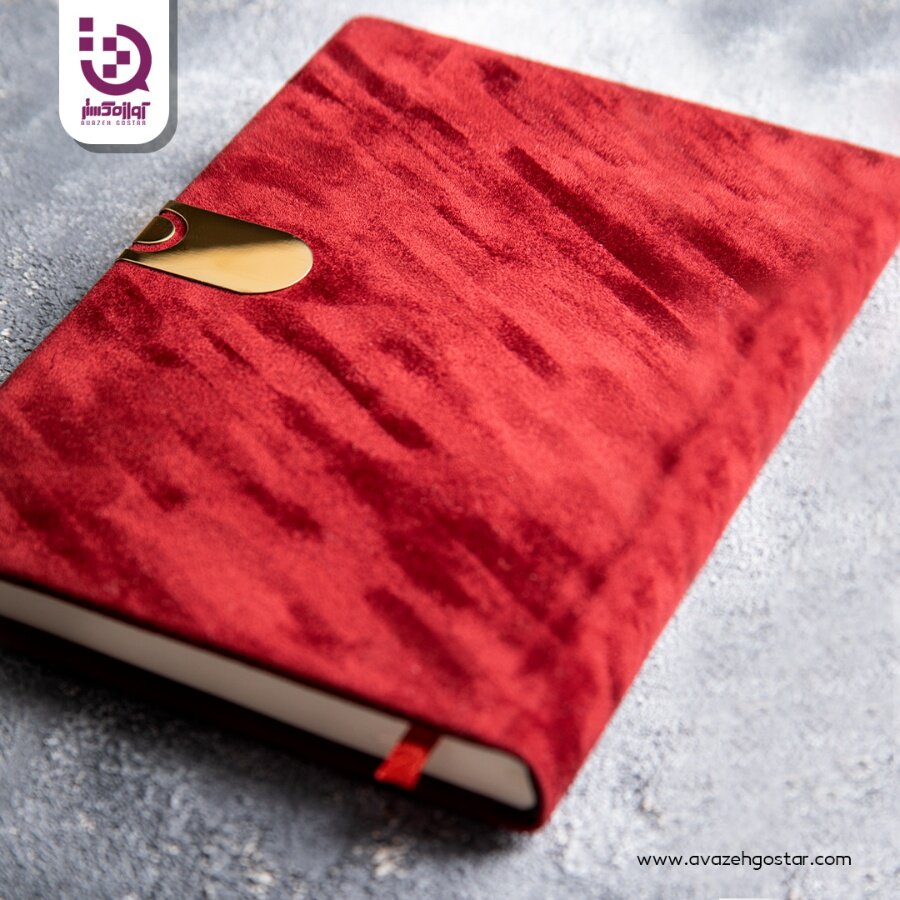 ۱۰ مدل هدایای تبلیغاتی زیر ۵۰۰ هزار تومان | انتخابی هوشمندانه و اقتصادی 1 خرید سررسید و سالنامه