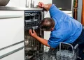 چگونه بهترین تعمیرکار ظرفشویی در مشهد را انتخاب کنیم؟