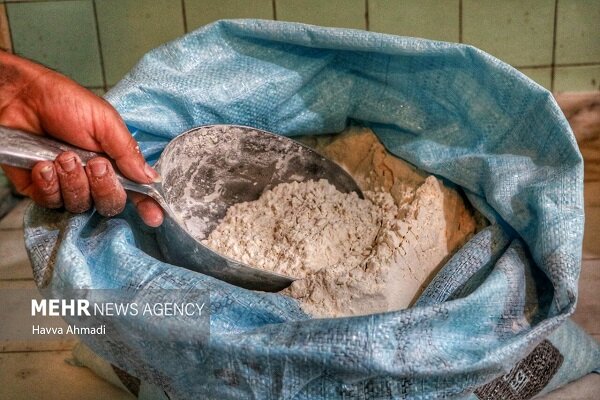 آیا اصلاح یارانه نان بدون شوک قیمتی امکانپذیر است؟ 1 آیا اصلاح یارانه نان بدون شوک قیمتی امکان پذیر است؟