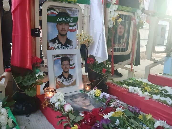 از مسیر موفقیت پزشکی در ایران تا راهاندازی سامانه دوچرخهسواری هوشمند در ۳۰ دانشگاه 7 پسرم بلند پرواز بود، آرزوی شهادت داشت